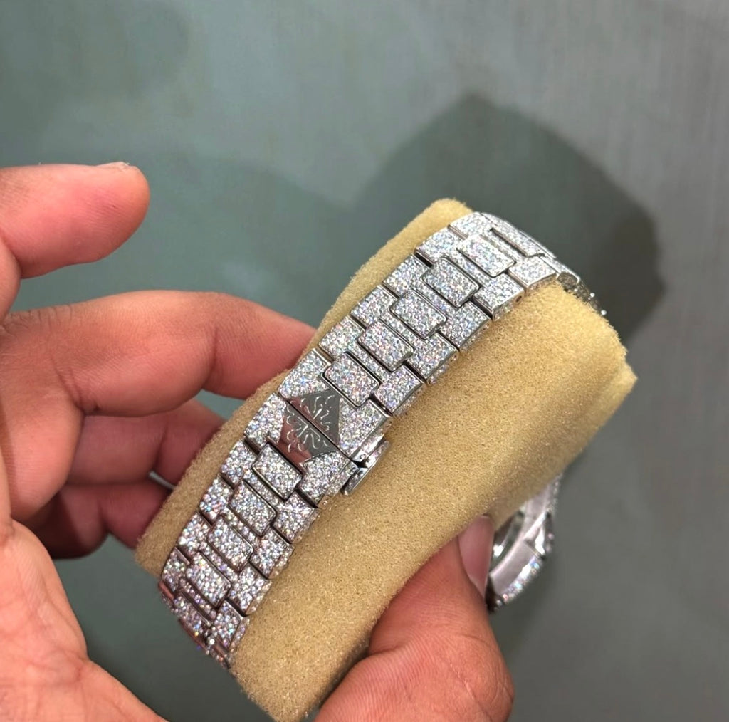 Moissanite Patek Philippe PP
Nautilus Custom made watch!